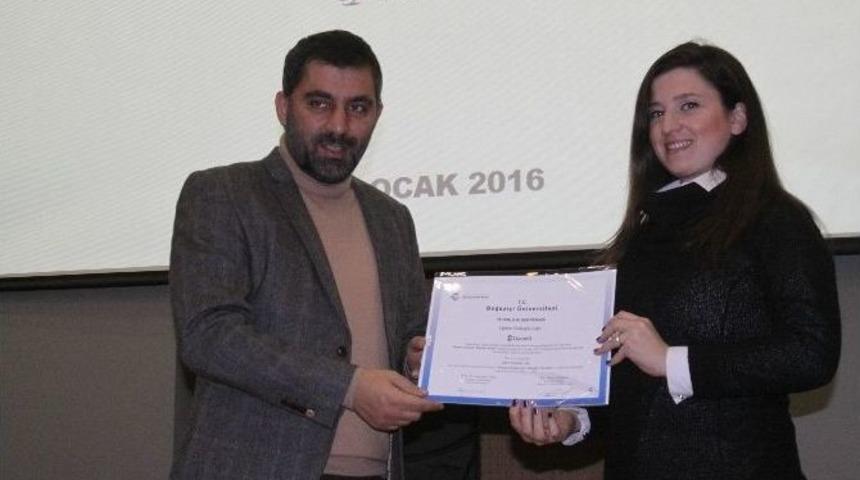 Kadın Gırışımcı Y&ouml;netıcıler Sertıfıkalarını Aldı