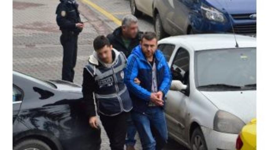 Uyuşturucu Ticareti Yapan Şahıs Tutuklandı