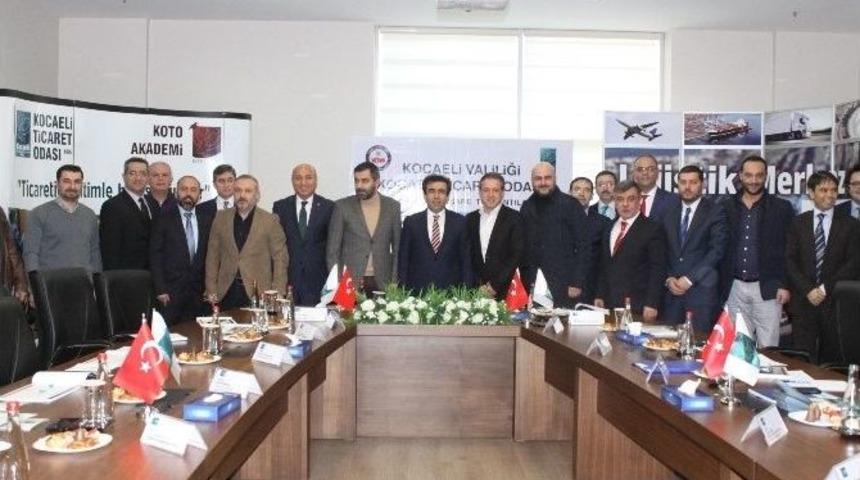 Vali G&uuml;zeloğlu, Makine Sekt&ouml;r&uuml; Y&ouml;neticileriyle Bir Araya Geldi