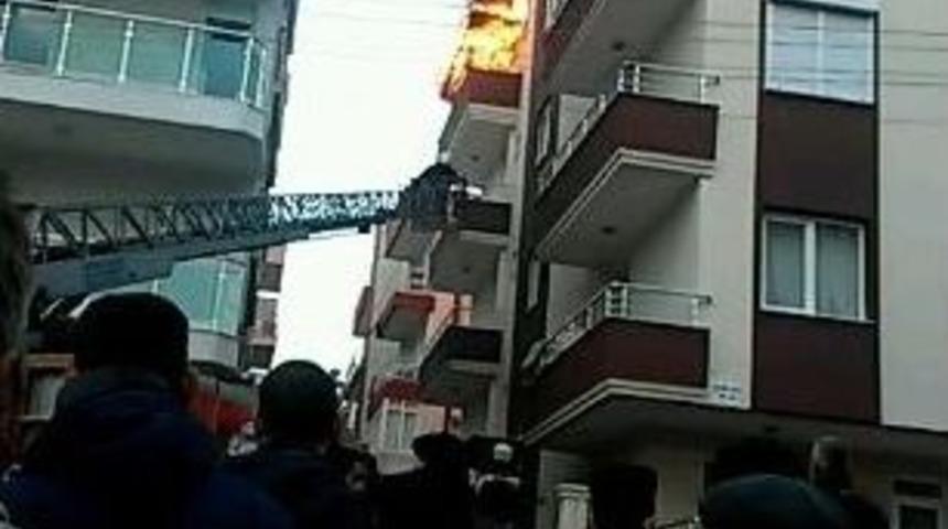 Antalya&rsquo;da Ev Yangını