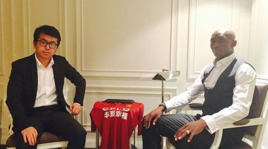 M&rsquo;bia Transferini Twitter&rsquo;dan Duyurdu.