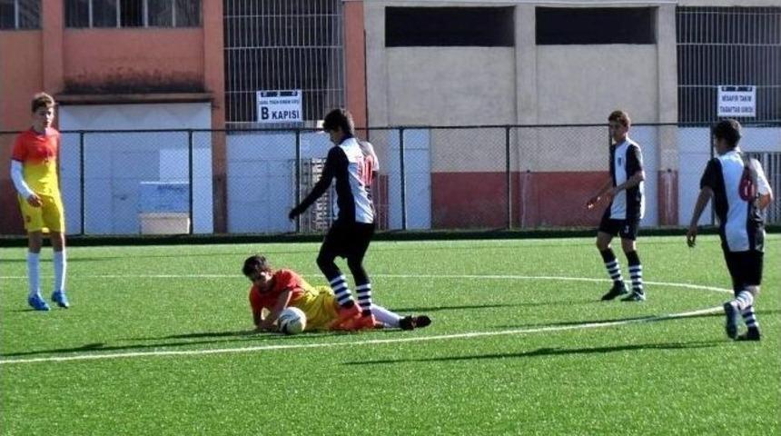 Ambulans Var, Sağlık&ccedil;ı Yok