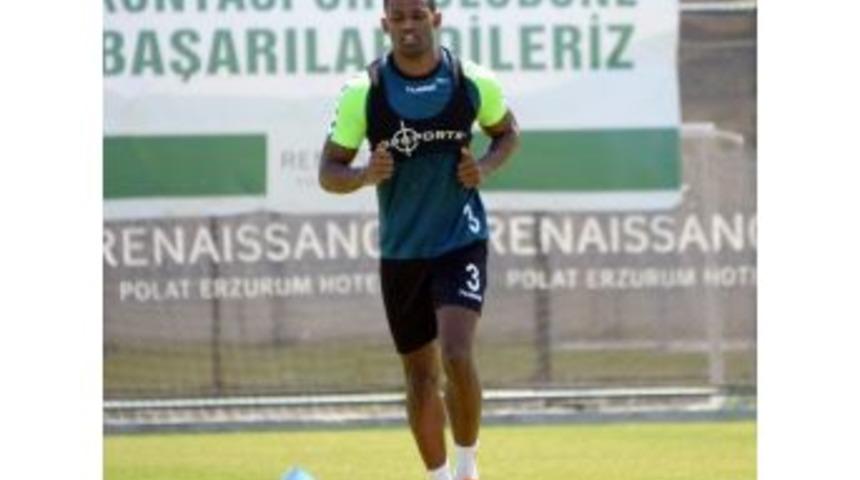 Torku Konyapor, Dossa Junıor&rsquo;u Eskişehirspor&rsquo;a Kiraladı