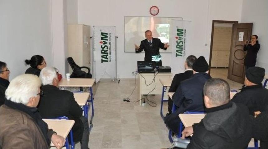 Muradiyeli &Uuml;reticiler Bağcılık Eğitiminde Bir Araya Geldi