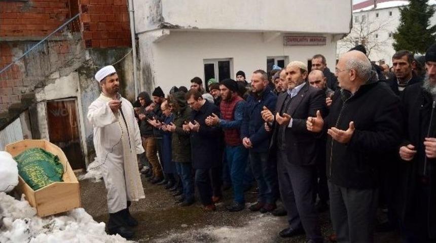 K&uuml;&ccedil;&uuml;k Ulus Son Yolculuğuna Uğurlandı