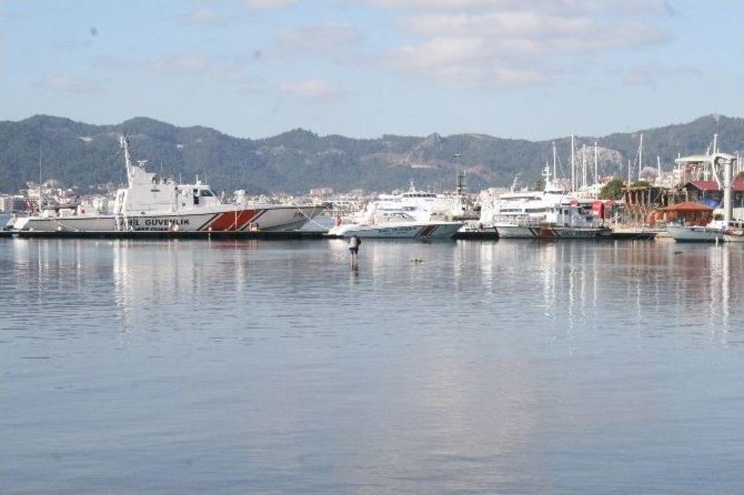 Marmaris&rsquo;te Devam Eden Deniz &Ccedil;ekilmesi Endişeye Neden Oldu