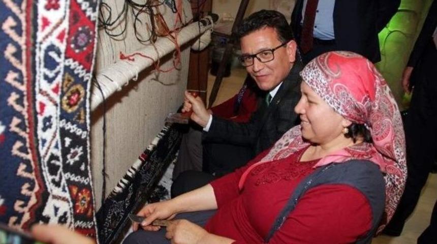 Antalyalı Vekiller Emııt Fuarını Ziyaret Etti