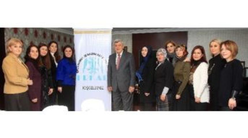 Başkan Karaosmanoğlu: "kadınlarımız İş Hayatında Daha Etkin Olmalılar"