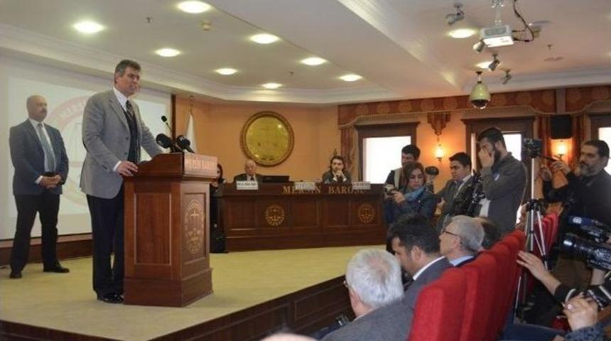 Feyzioğlu&rsquo;na Alkışlı Protesto