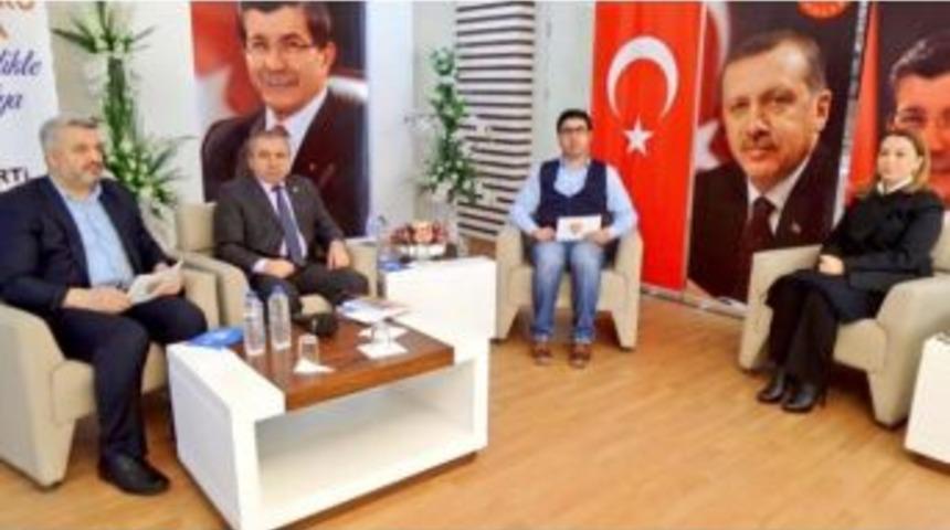 Ak Parti Mkyk &Uuml;yesi Ve Malatya Milletvekili &Ouml;znur &Ccedil;alık: