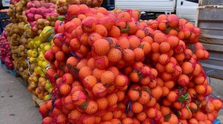 G&uuml;venlik G&uuml;&ccedil;lerine 2 Ton Sebze Ve Meyve G&ouml;nderildi