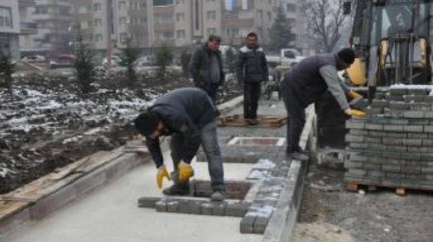 İneg&ouml;l Belediyesi&rsquo;nden Mahmudiye&rsquo;ye Otopark