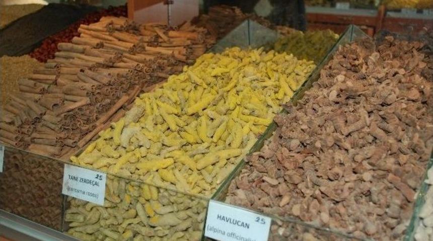 Gribe Yakalananlar &Ccedil;areyi İla&ccedil;ta Değil Bitkisel Tedavi Y&ouml;ntemlerinde Arıyor