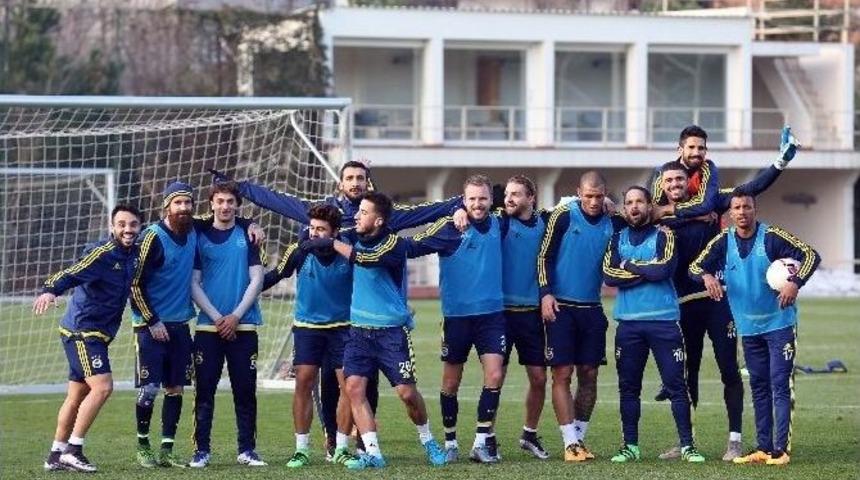 Fenerbah&ccedil;e, Kayserispor Ma&ccedil;ı Hazırlıklarını Tamamladı