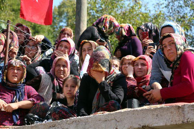 Zonguldaklı şehidi, binlerce kişi son yolculuğuna uğurladı