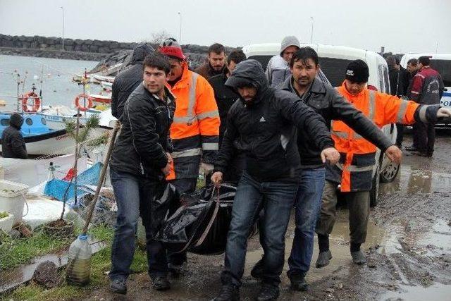 Samsun’da Bir Kişi Kayıkta Ölü Bulundu