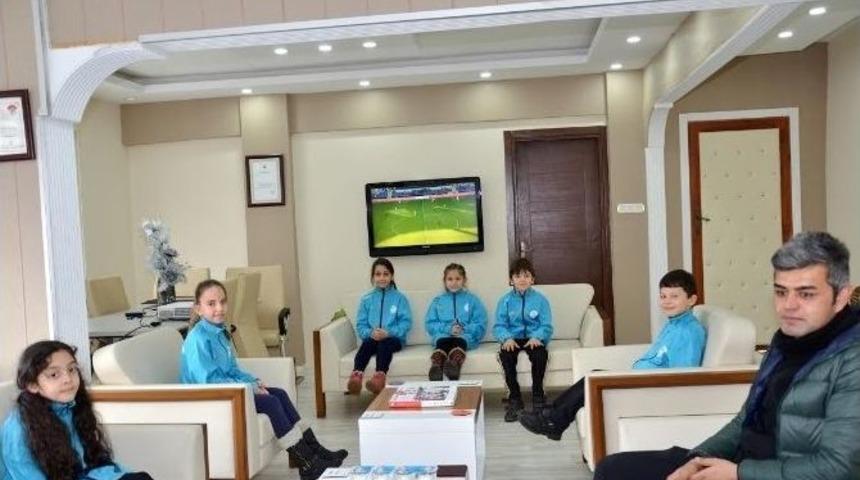 Minik Cimnastik&ccedil;iler Sakarya&rsquo;ya Uğurlandı