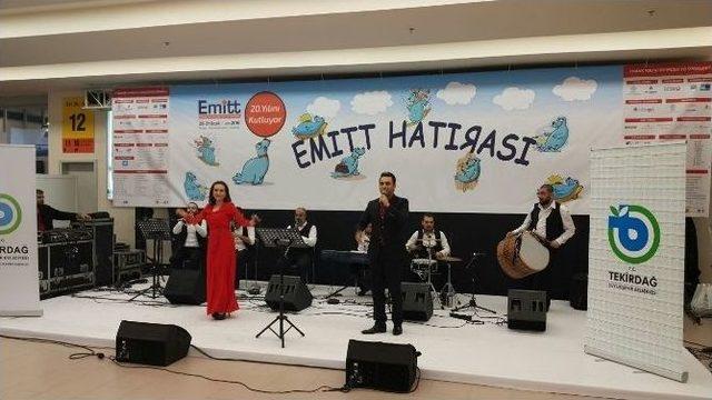 Emine Özata Ve Salih Demirci Konserine Büyük İlgi