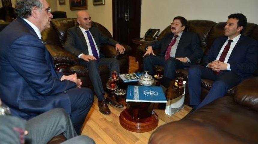 T&uuml;rksoy&rsquo;dan Korkut&rsquo;a Ziyaret