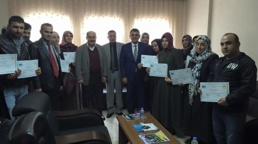 Kahtalı Girişimciler Belgelerini Aldı