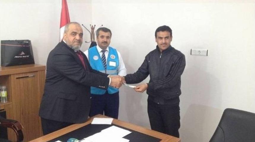 Kahta M&uuml;ft&uuml;l&uuml;ğ&uuml;nden Yardıma Muhta&ccedil; Ailelere Yardım