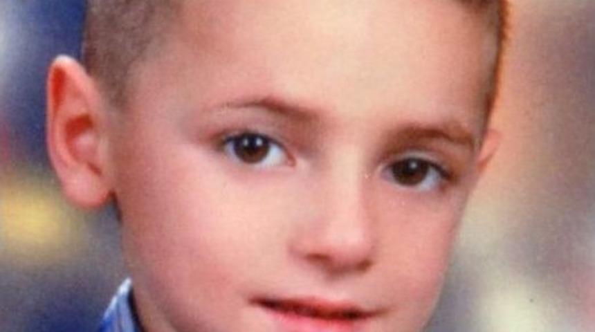 Kayıp 2 &Ccedil;ocuğu Bulana Para &Ouml;d&uuml;l&uuml; Verilecek