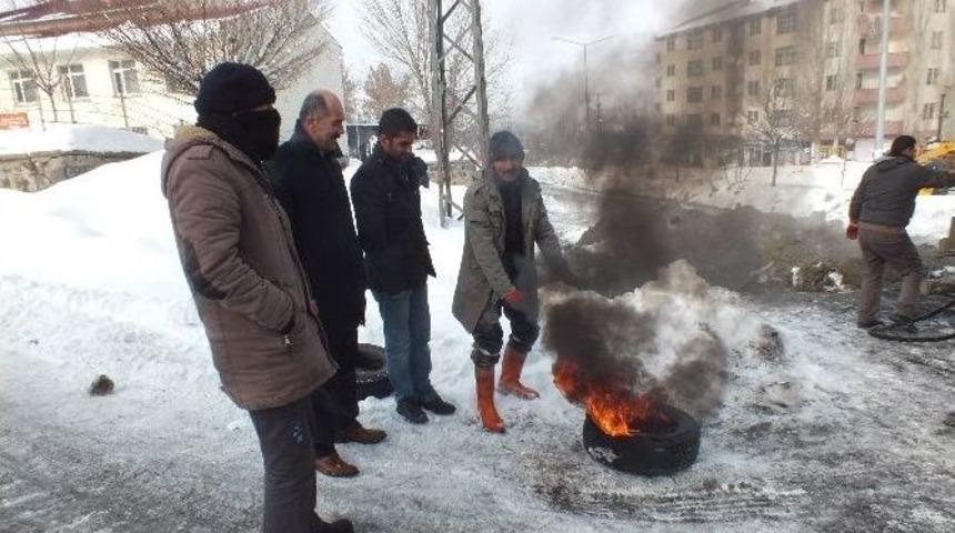 Eksi 20 Derecede Kanalizasyon &Ccedil;alışması