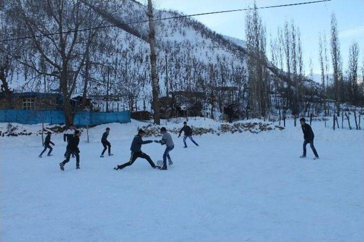 (özel Haber) Futbol Aşkı Engel Tanımıyor G1