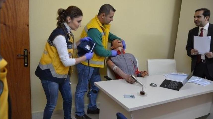 Uşak&rsquo;ta 112 Personeline &ldquo;adli Vakalarda Delillere Yaklaşımı Eğitimi&rdquo;