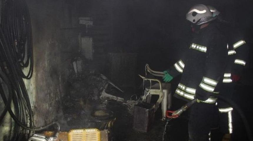 Polisin Dikkati İtfaiyenin Hızı Faciayı &Ouml;nledi