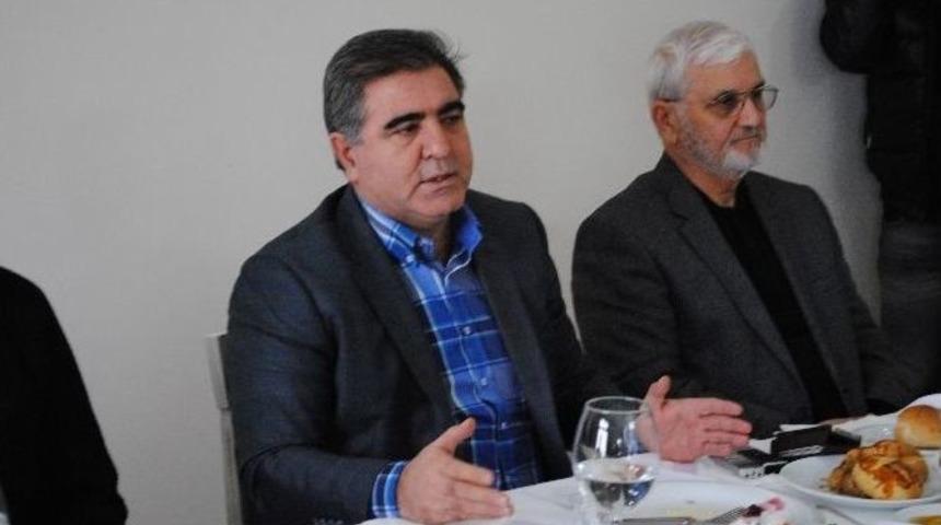 14 Amasyalı Akademisyen &lsquo;amasya Tarihi&rsquo;ni G&uuml;n&uuml;m&uuml;z T&uuml;rk&ccedil;esine &Ccedil;evirecek