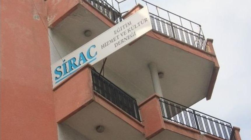 Polisten Hacı Bektaş Veli Derneği Baskınına G&ouml;zaltı