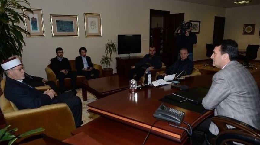 D&uuml;ndar, G&uuml;milcine Se&ccedil;ilmiş M&uuml;ft&uuml;s&uuml; Şerif&rsquo;i Ağırladı