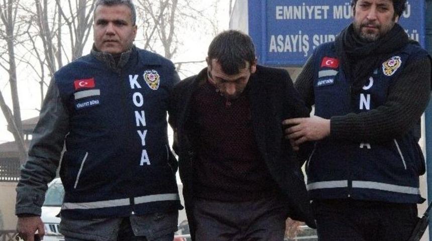 &Ouml;ld&uuml;rd&uuml;ğ&uuml; Yaşlı Kadının Elinden Su İ&ccedil;miş