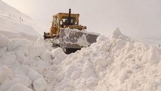 Elazığ’da Kapalı Köy Yollarının 520’si Açıldı