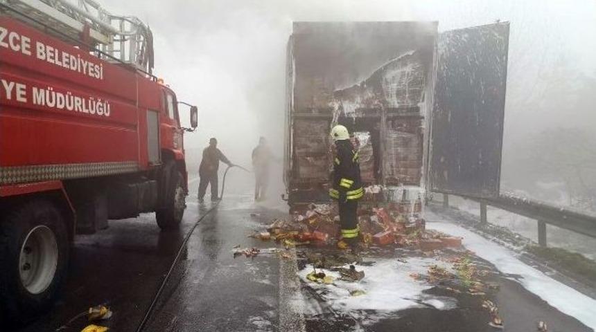 &Ccedil;ikolata Y&uuml;kl&uuml; Tır&rsquo;da Yangın