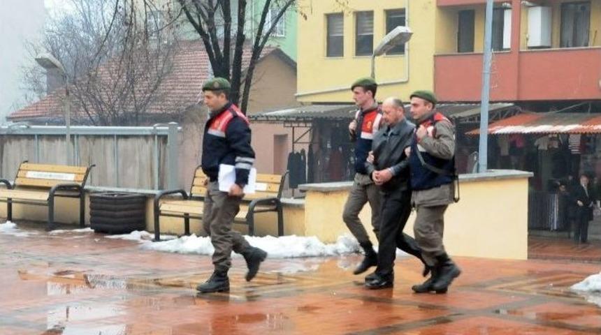 Cezaevi Firarisi Sahte Ehliyetle Yakalandı