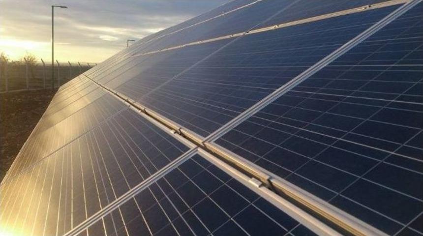 T&uuml;rkiye&rsquo;nin En B&uuml;y&uuml;k G&uuml;neş Enerji Projesi&rsquo;nin Ge&ccedil;ici Kabul&uuml; Yapıldı