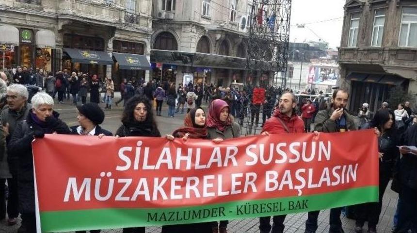 Beyoğlu&rsquo;nda Operasyonlara Karşı &rsquo;barış Halkası&rsquo;