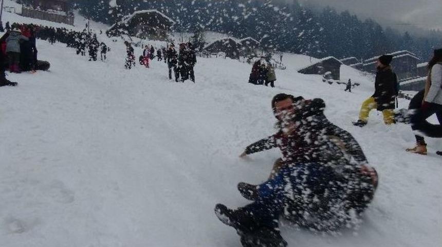 Kardan Adam Şenliği Başladı