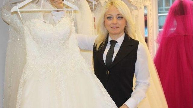 Perri Gelinlik İzmit’te Hizmete Girdi