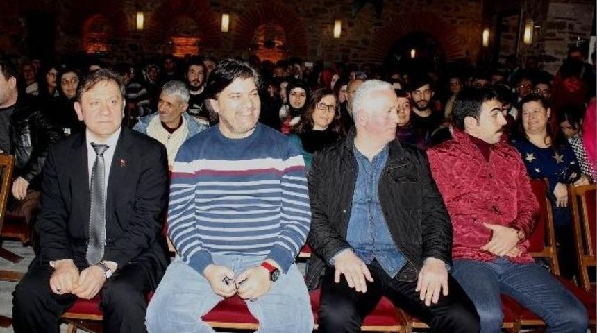 Ahmet Şafak Genç Yazarlarla Buluştu