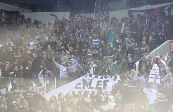 Pınar Karşıyaka - Beşiktaş Sompo Japan Maçında Olaylar Çıktı G3