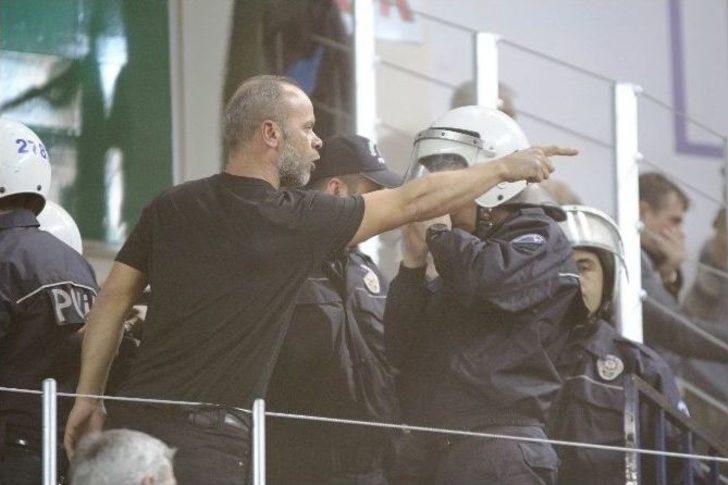 Pınar Karşıyaka - Beşiktaş Sompo Japan Maçında Olaylar Çıktı G4