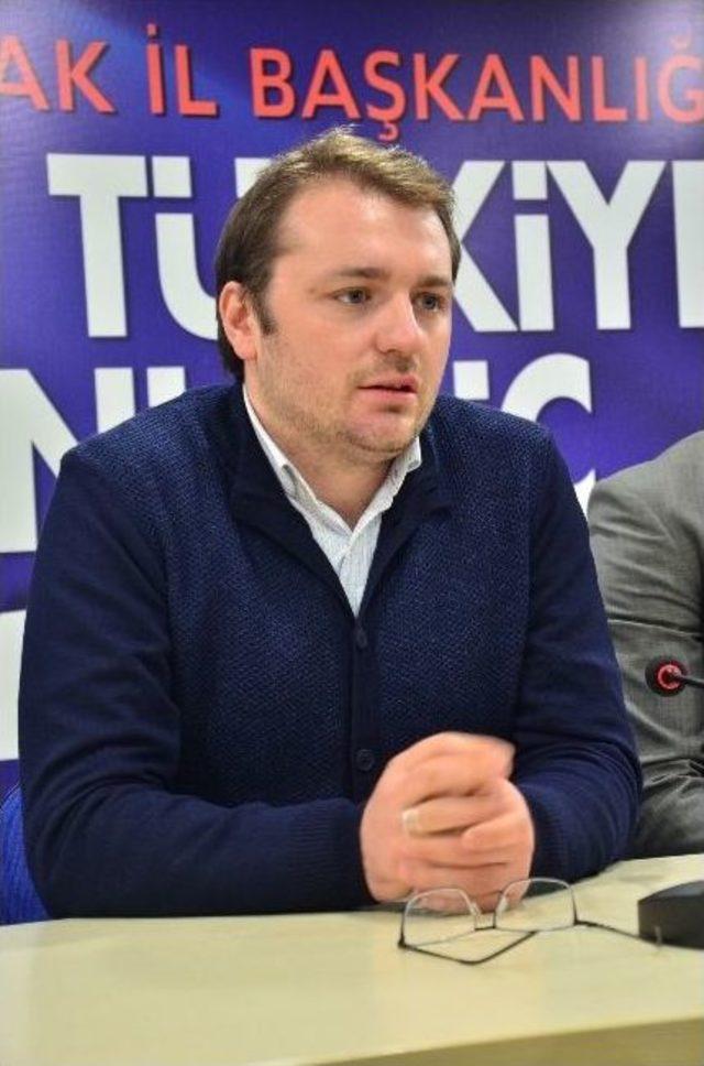 Ak Parti’li Ecertaş’tan Gençlere “sorumluluk” Çağrısı