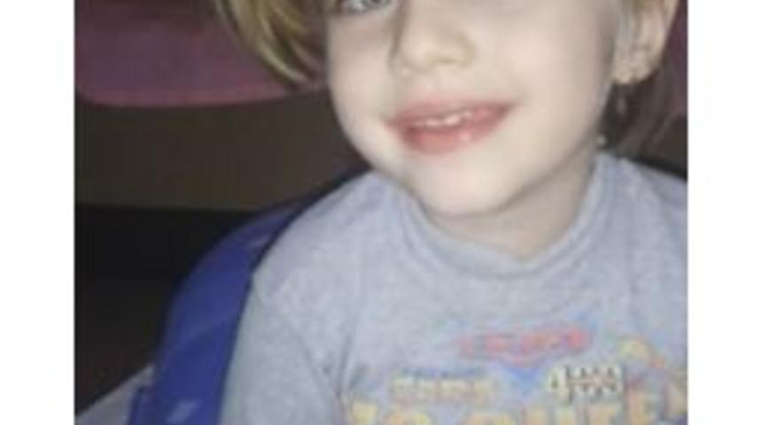 Minik Hayranı Oğuzhan Koç’a Aşkını İlan Etti