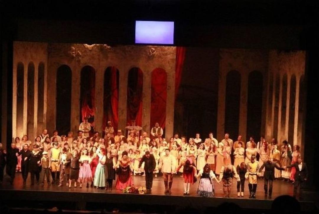 &rsquo;carmen&rsquo; Operasının Pr&ouml;miyeri Kapalı Gişe Oynadı