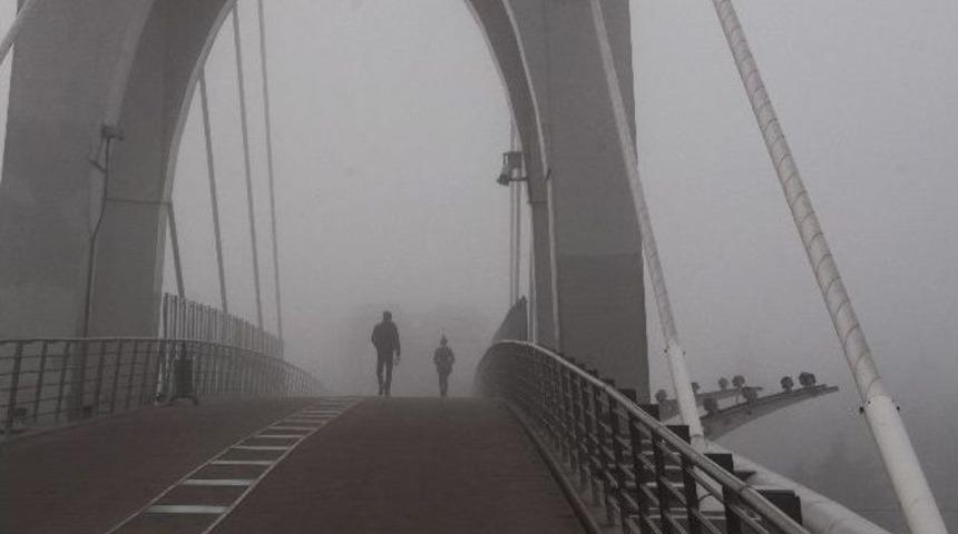 Kocaeli Güne Sisle Başladı