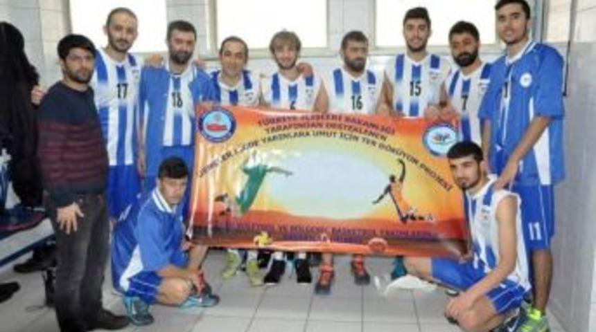 Hakkari&rsquo;de &lsquo;gen&ccedil;ler Yarınlara Umut İ&ccedil;in Ter D&ouml;k&uuml;yor&rsquo; Projesi