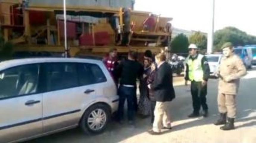 İzmir&rsquo;de Kaza: 1 &Ouml;l&uuml;